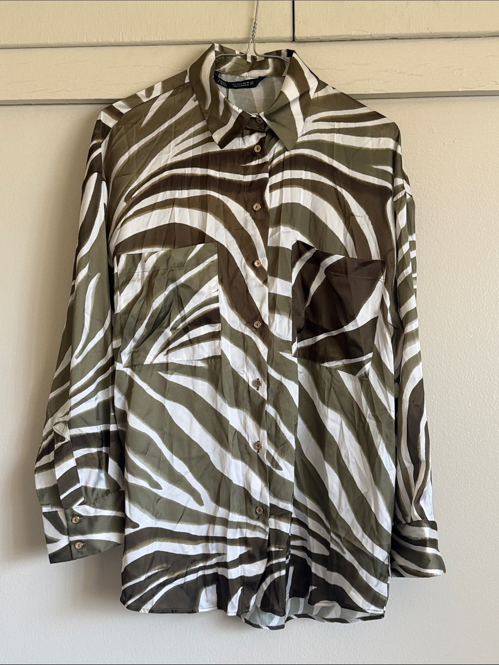 NWT Zara Women’s Olive & White Zebra Print Silky Button-Up Shirt